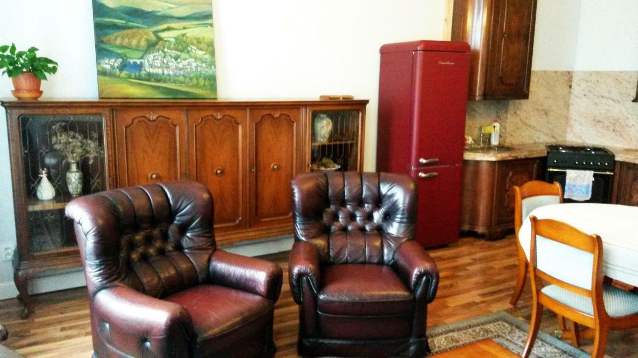 Vintage Apartment การ์โลวีวารี ภายนอก รูปภาพ