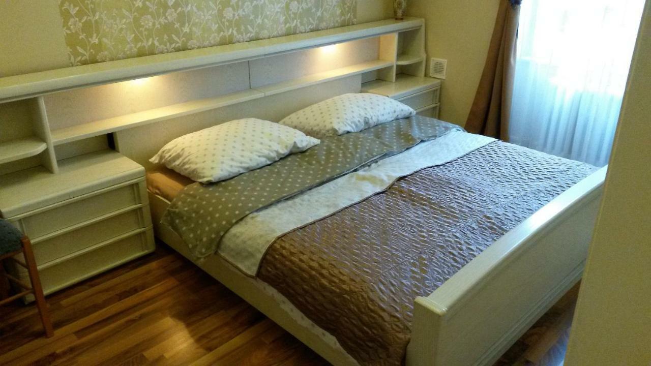 Vintage Apartment การ์โลวีวารี ภายนอก รูปภาพ