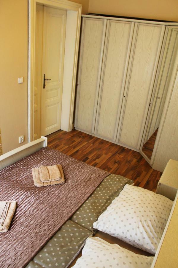 Vintage Apartment การ์โลวีวารี ภายนอก รูปภาพ